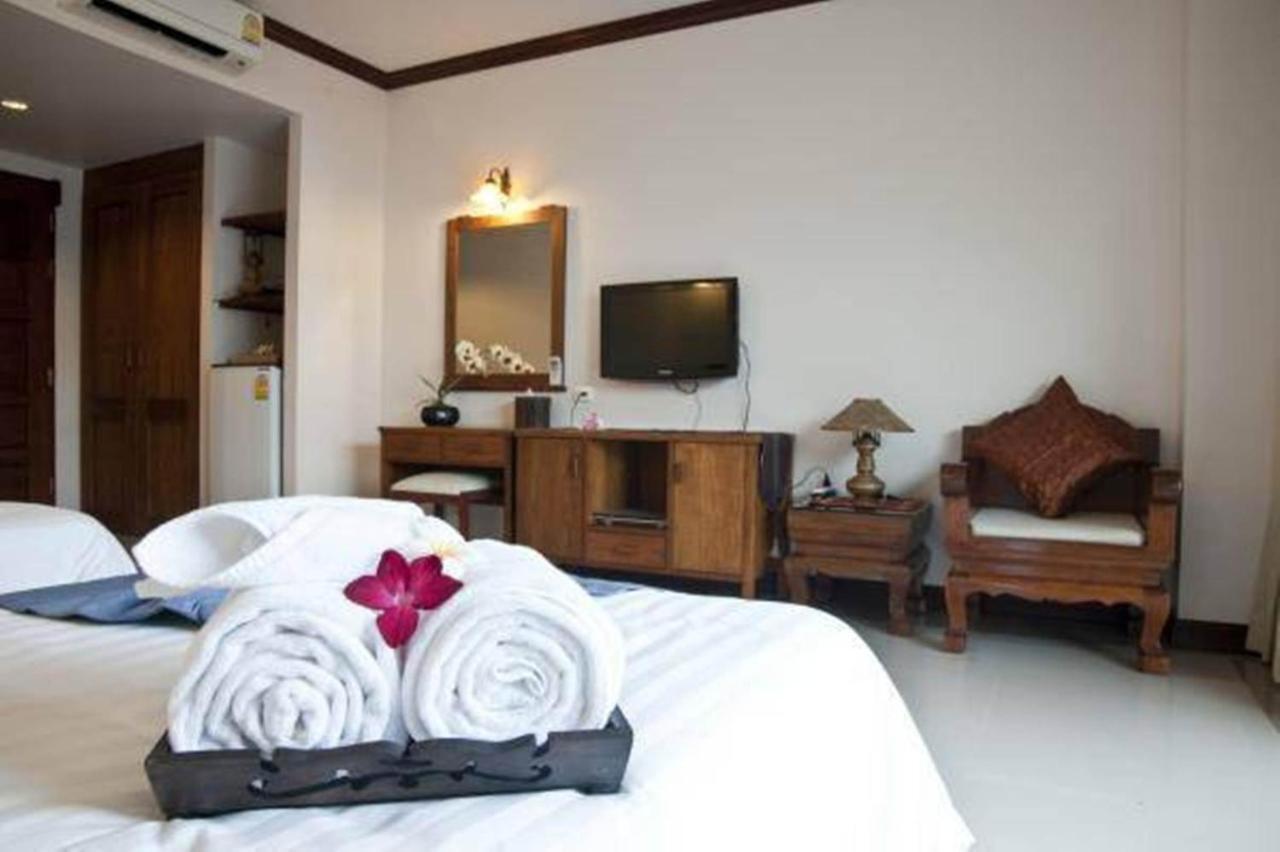 Baankhun Chiang Mai Hotel Exterior foto